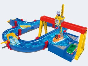 Aquaplay Wasserbahn Containerhafen